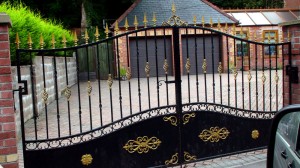 Double-Gated-Doored-Drive-Way-Pontypridd-Wrought-Iron-18