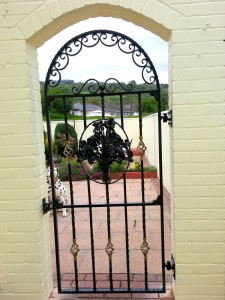 Single-Arched-Iron-Gate-Pontypridd-Wrought-Iron-5